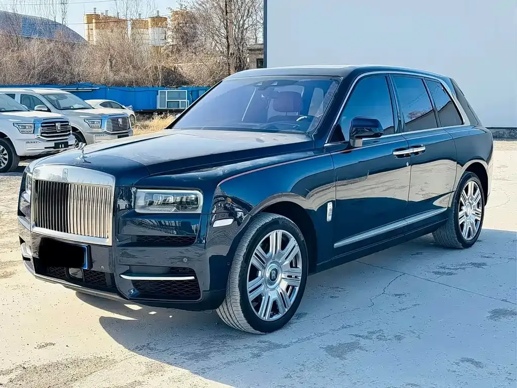 Rolls-Royce Cullinan — фото 1