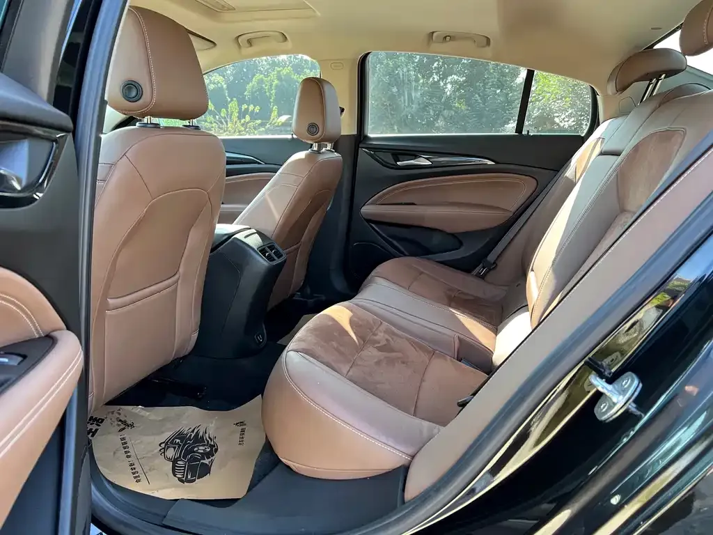 Buick Regal — фото 8