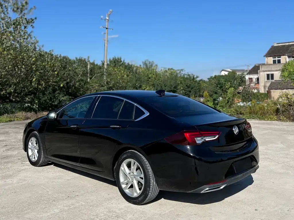 Buick Regal — фото 2