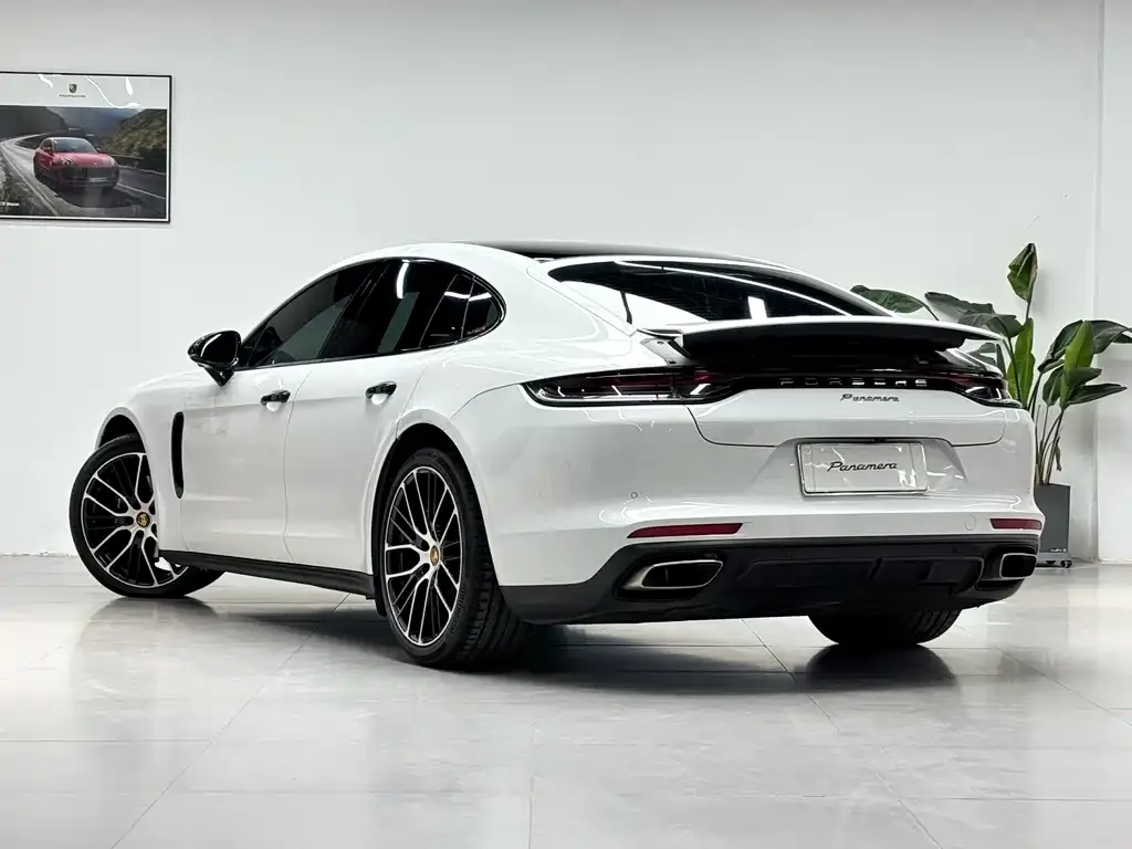 Porsche Panamera — фото 5