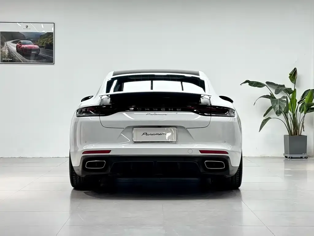 Porsche Panamera — фото 2