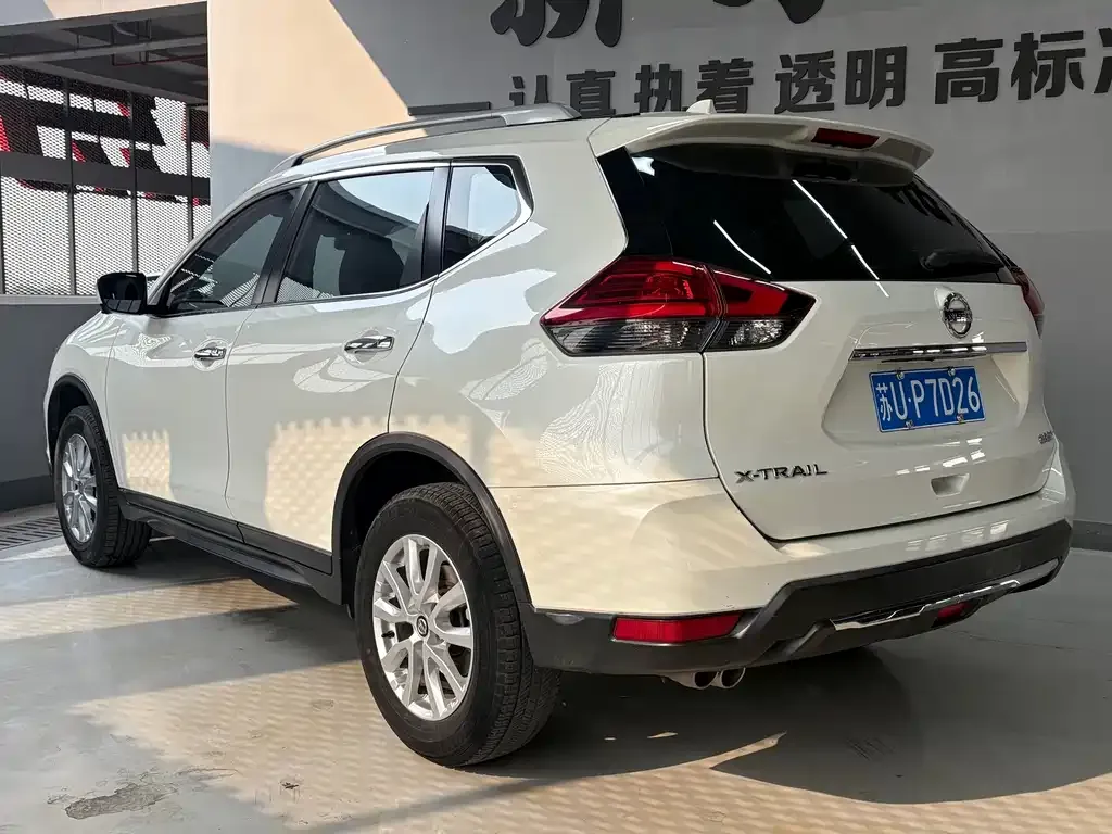 Nissan X-Trail — фото 9