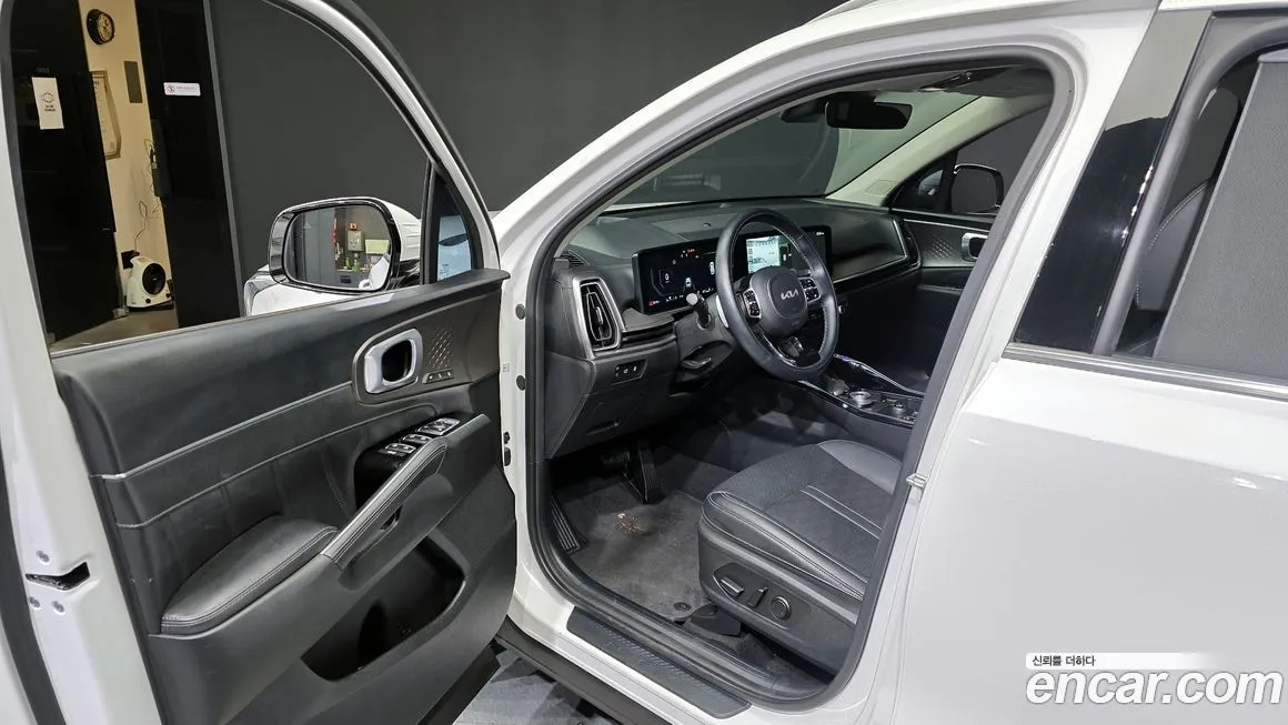 Kia Sorento — фото 9