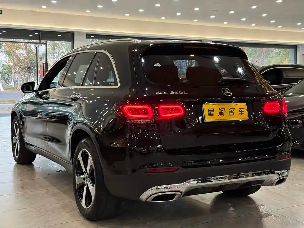 Mercedes-Benz GLC — фото 9