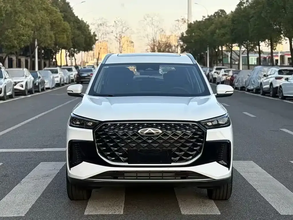 Chery Tiggo 8 PLUS — фото 5
