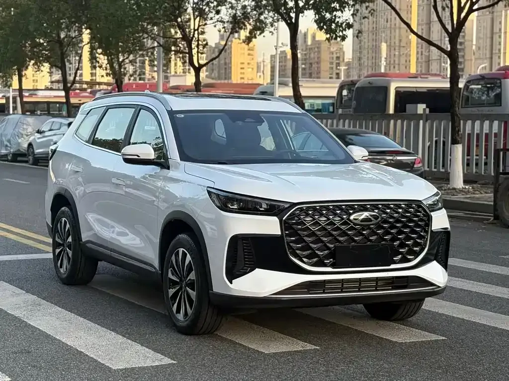 Chery Tiggo 8 PLUS — фото 10