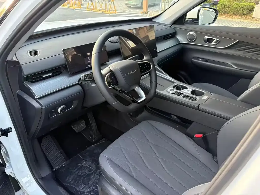 Chery Tiggo 8 PLUS — фото 6
