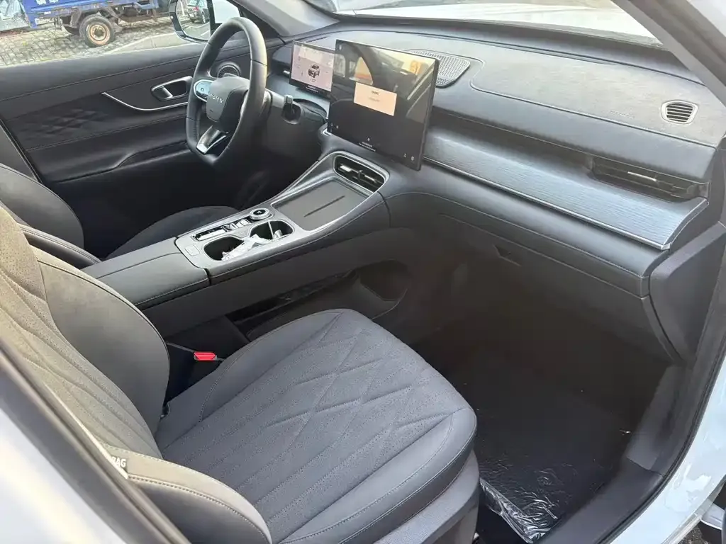 Chery Tiggo 8 PLUS — фото 2