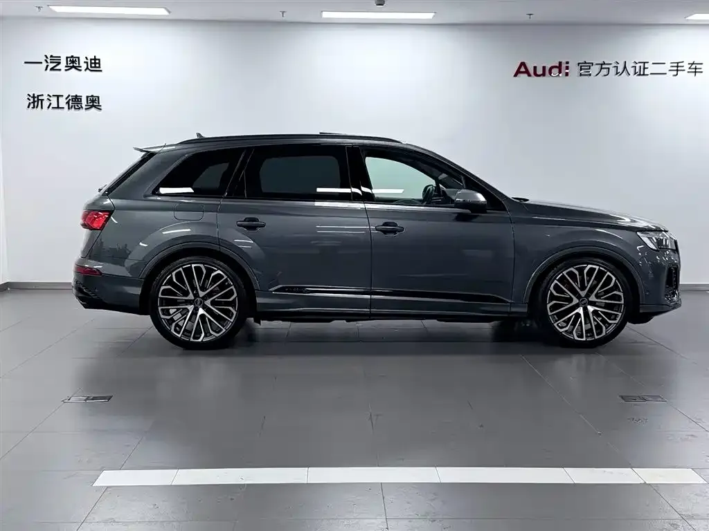 Audi SQ7 — фото 3