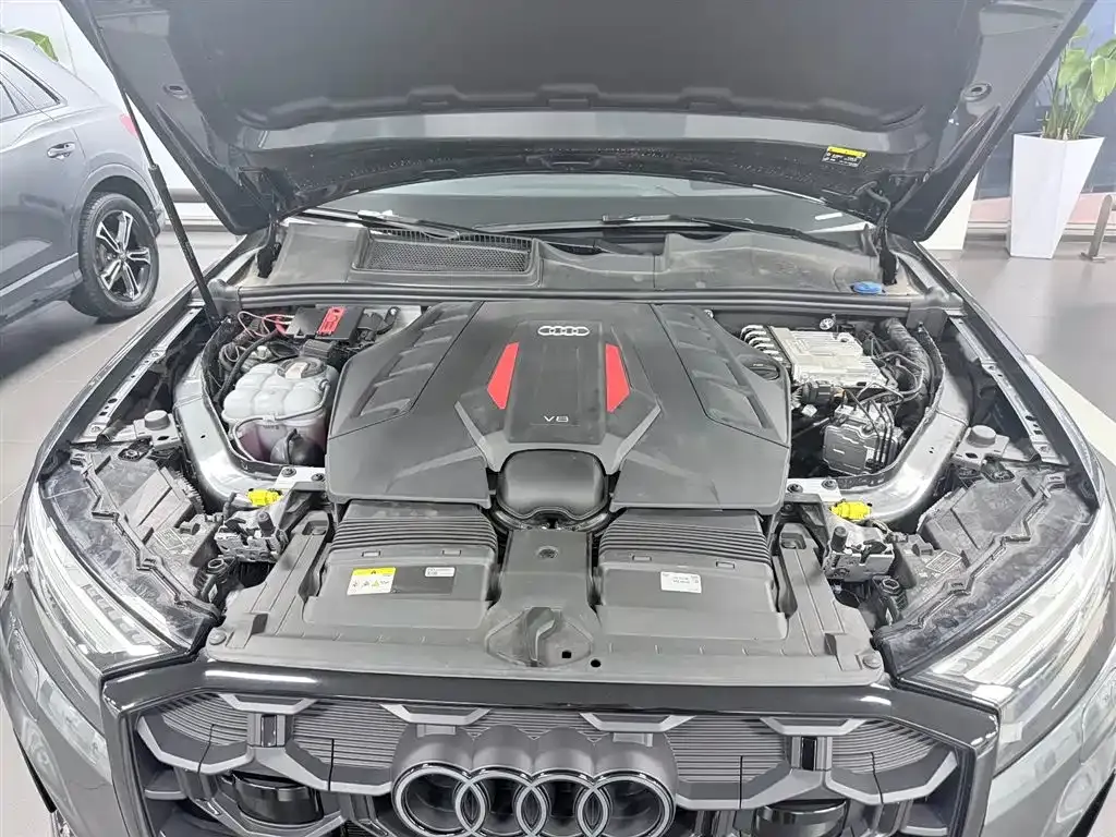 Audi SQ7 — фото 9