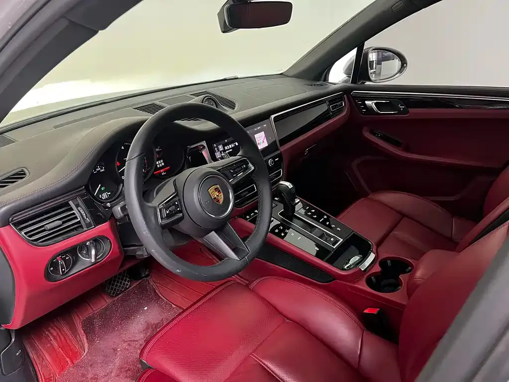 Porsche Macan — фото 10