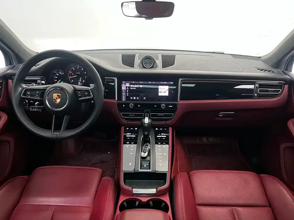 Porsche Macan — фото 8