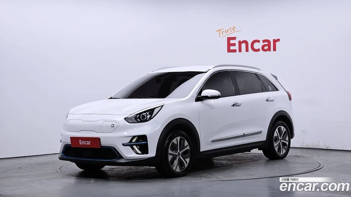 Kia Niro — фото 1