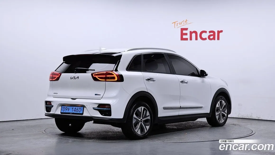 Kia Niro — фото 5