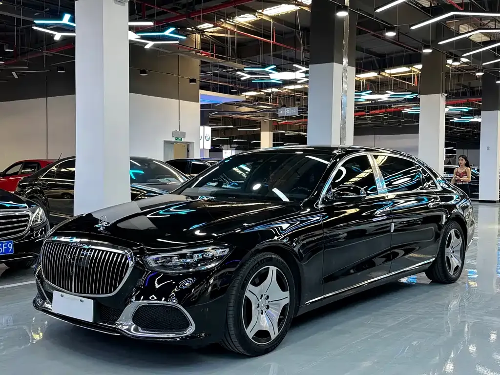 Mercedes-Benz S-Class — фото 1