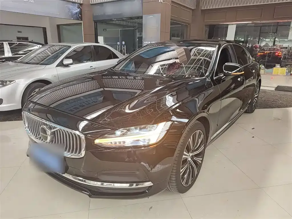 Volvo S90 — фото 9