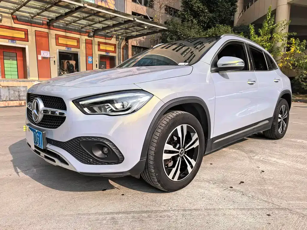 Mercedes-Benz GLA — фото 4