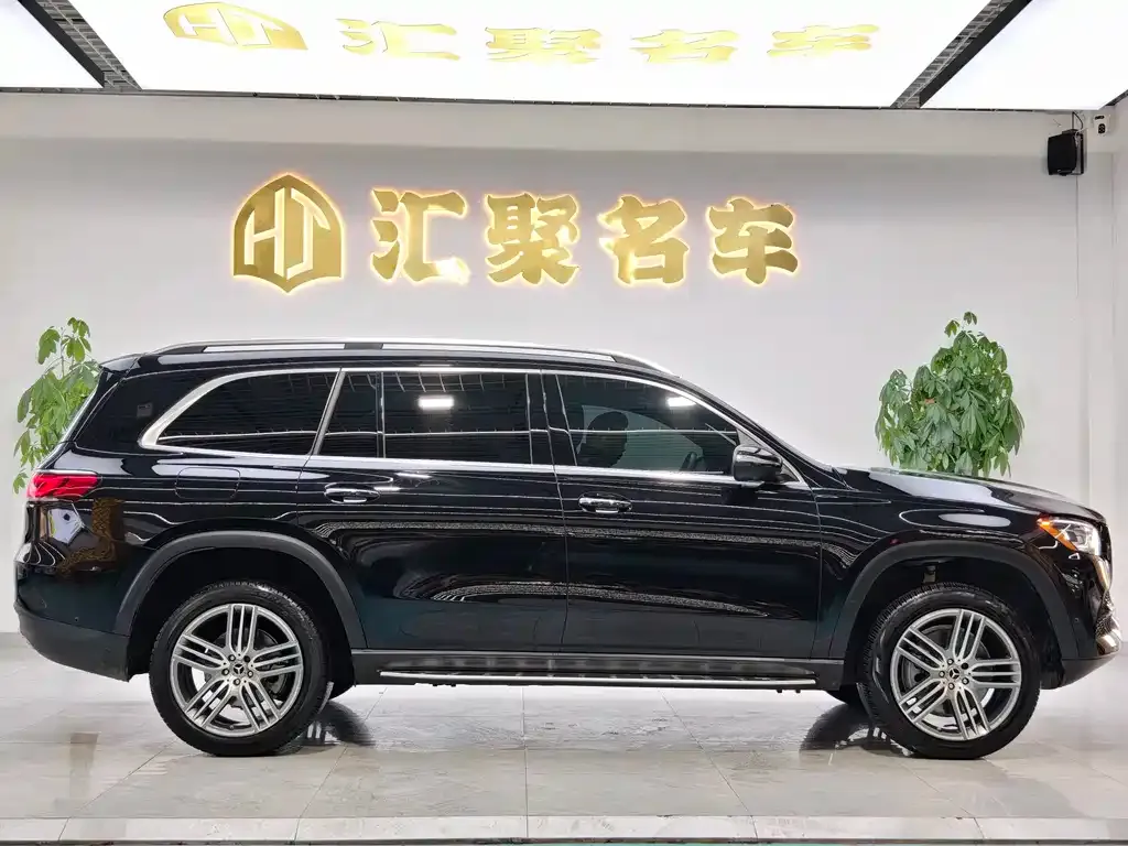 Mercedes-Benz GLS — фото 9