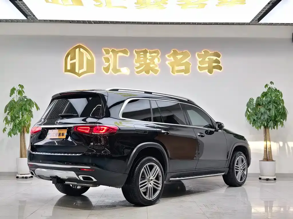 Mercedes-Benz GLS — фото 6