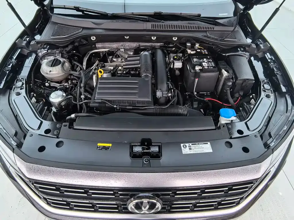 Volkswagen Passat — фото 10