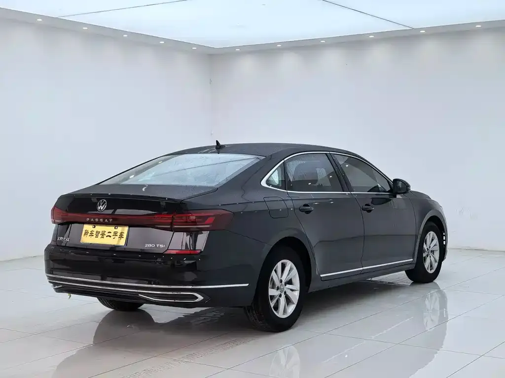 Volkswagen Passat — фото 2
