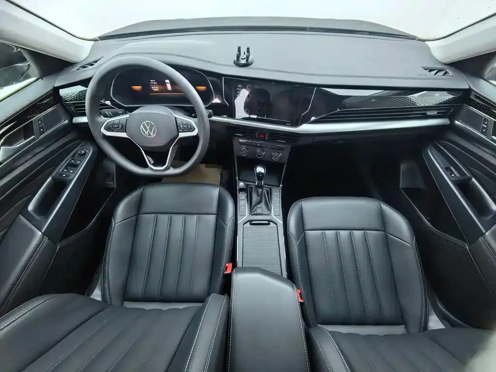 Volkswagen Passat — фото 4