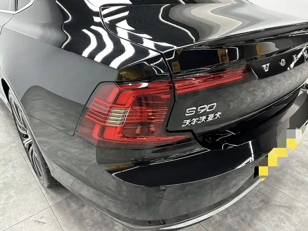 Volvo S90 — фото 10