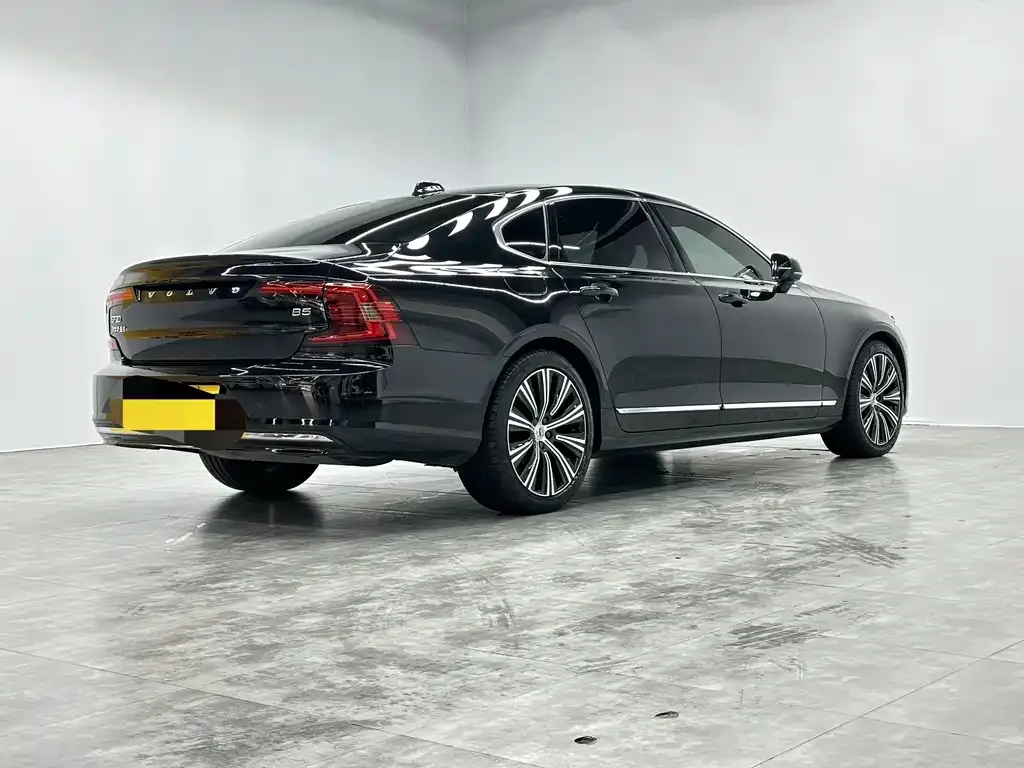 Volvo S90 — фото 5
