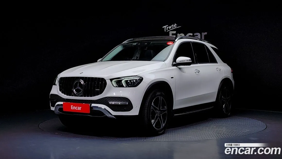 Mercedes-Benz GLE-Class — фото 1