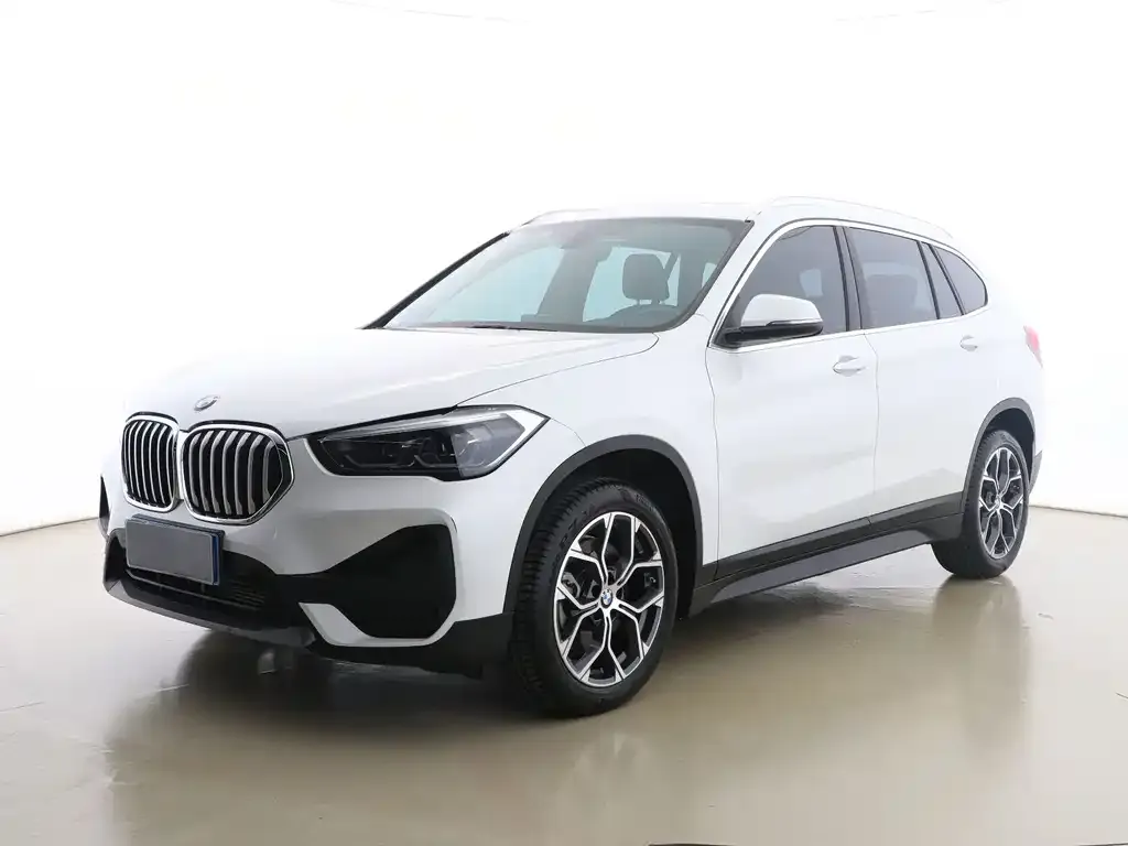 BMW X1 — фото 1