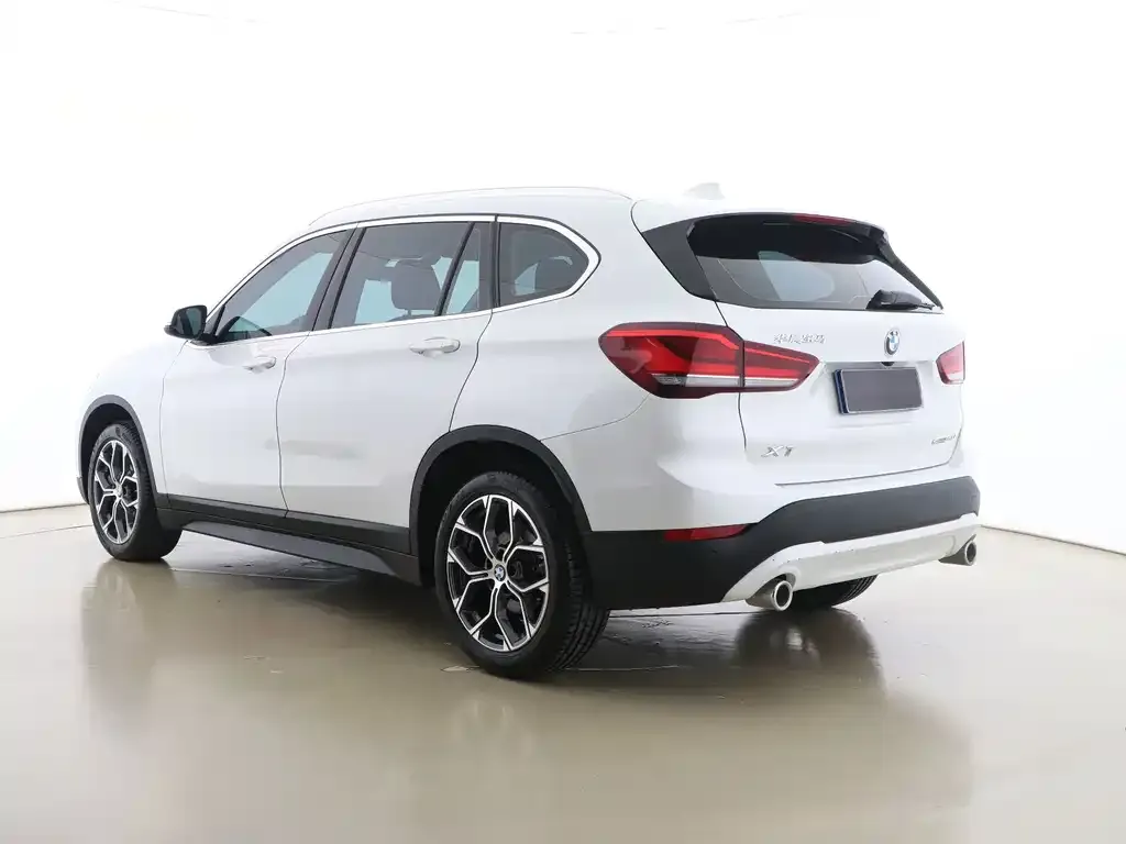 BMW X1 — фото 6