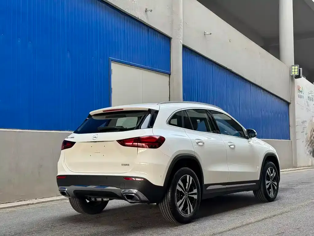 Mercedes-Benz GLA — фото 7