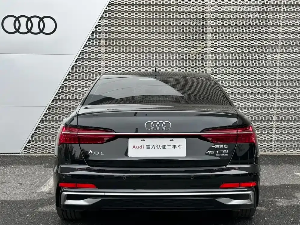 Audi A6L — фото 6