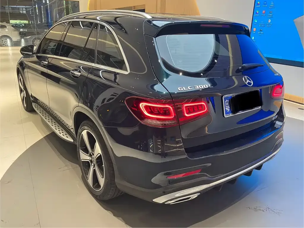 Mercedes-Benz GLC — фото 6