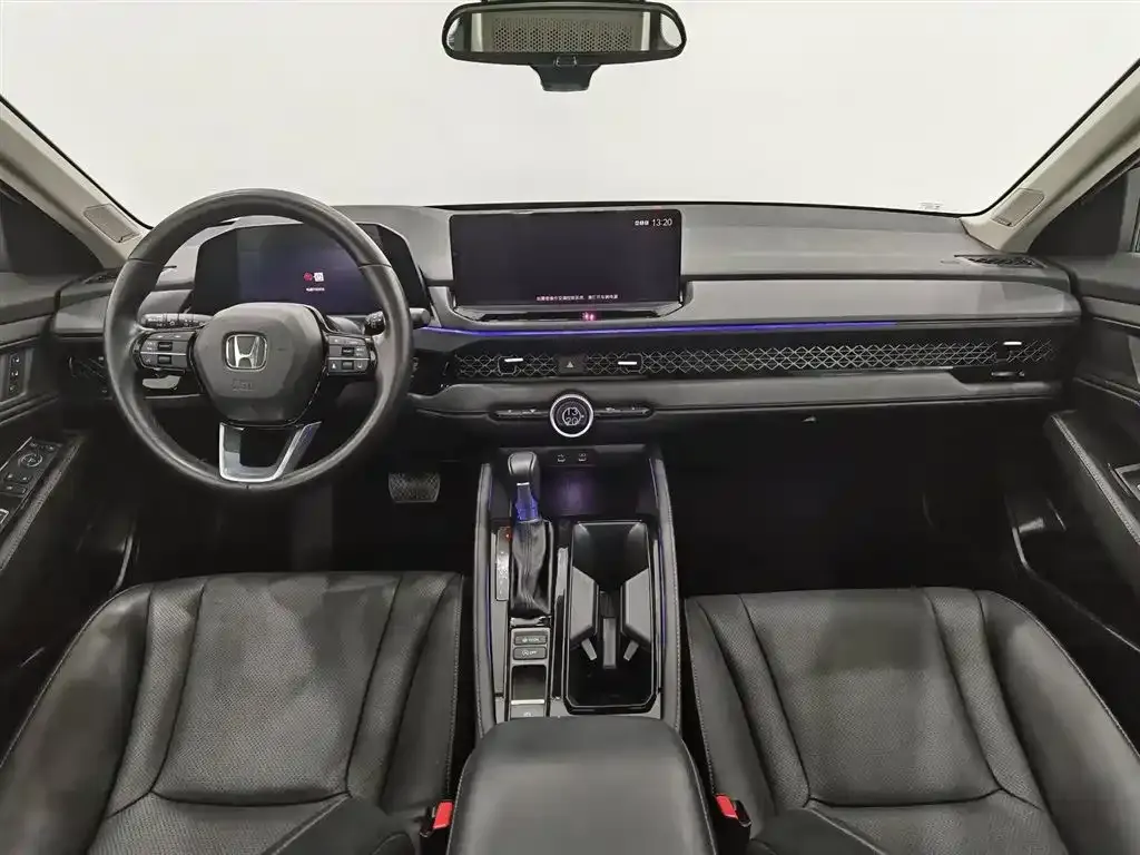 Honda Accord — фото 5