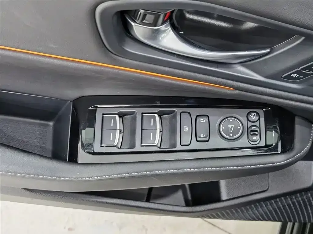 Honda Accord — фото 9