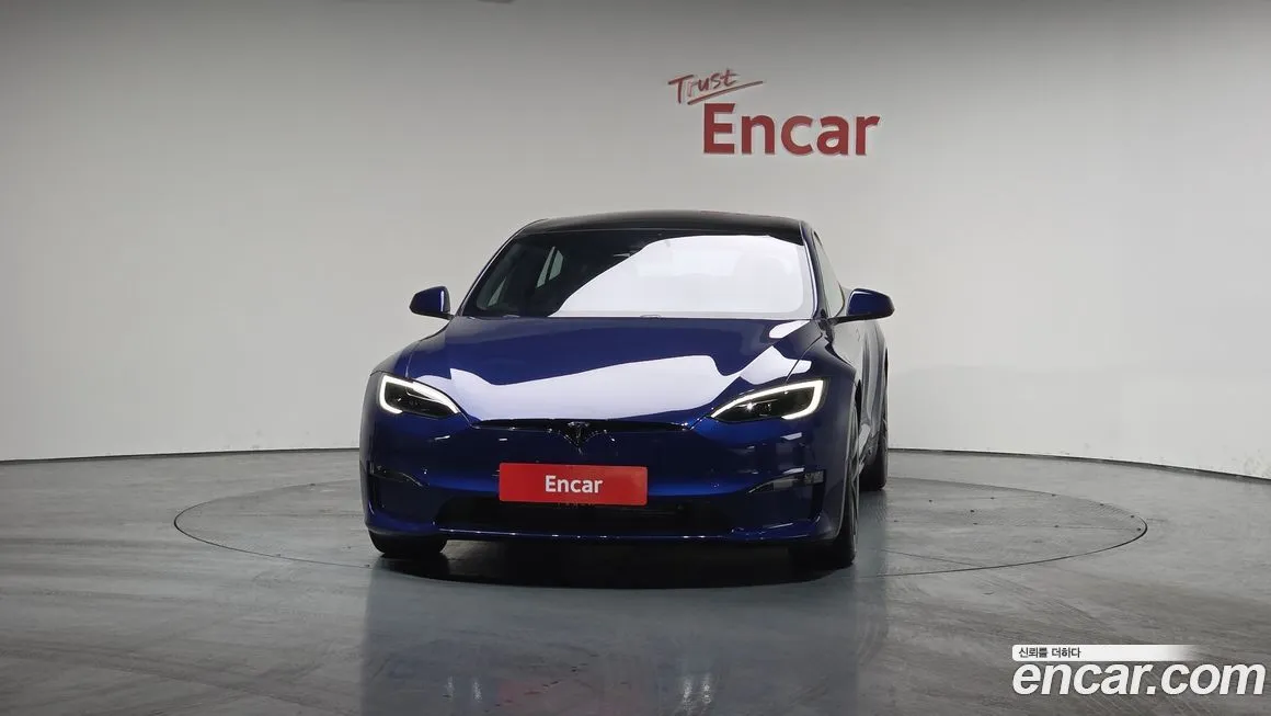 Tesla Model S — фото 4