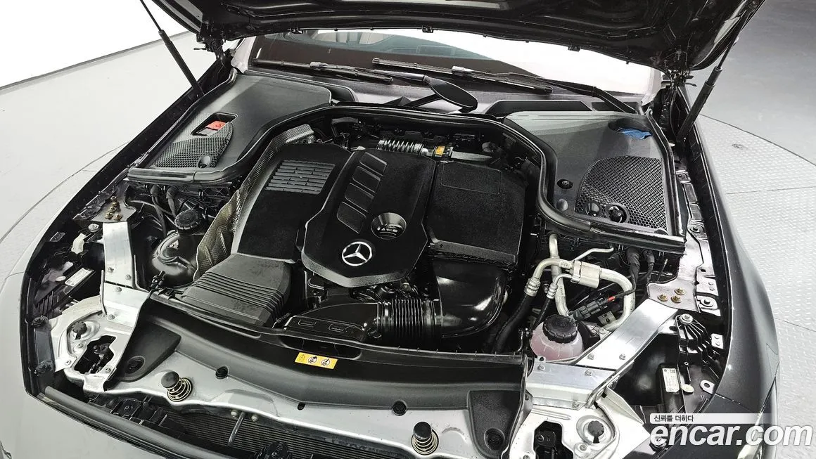Mercedes-Benz CLS-Class — фото 10