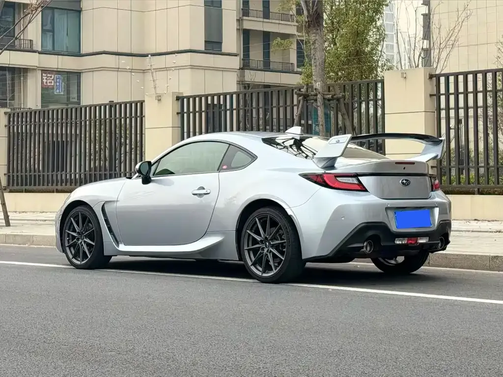 Subaru BRZ — фото 5