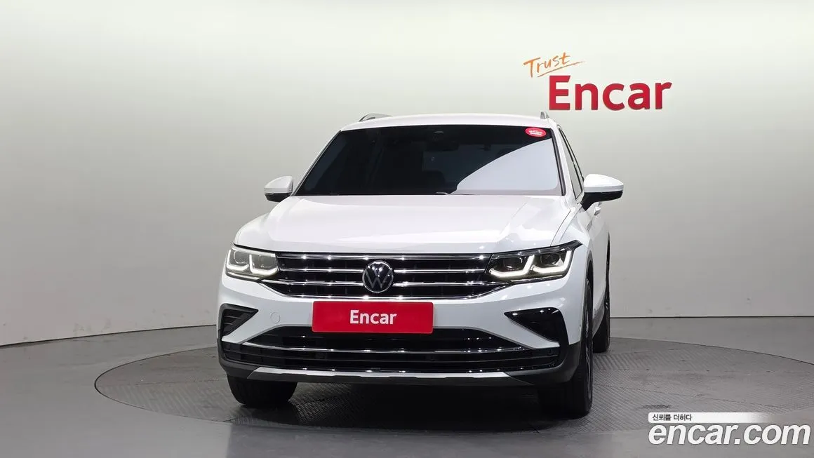 Volkswagen Tiguan — фото 5