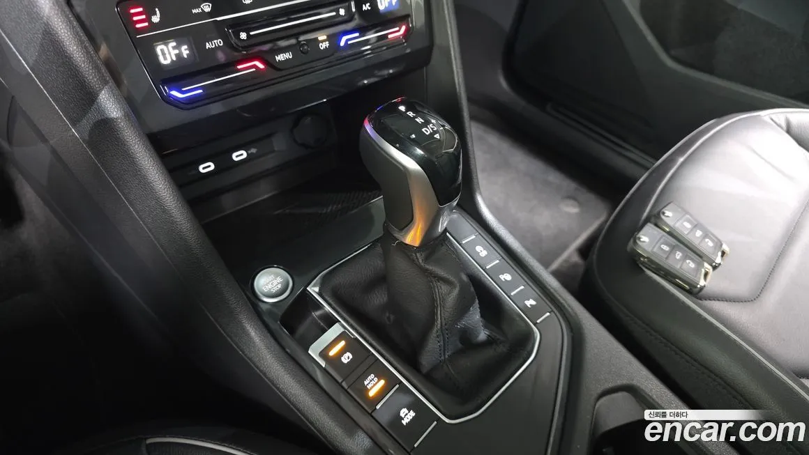 Volkswagen Tiguan — фото 8