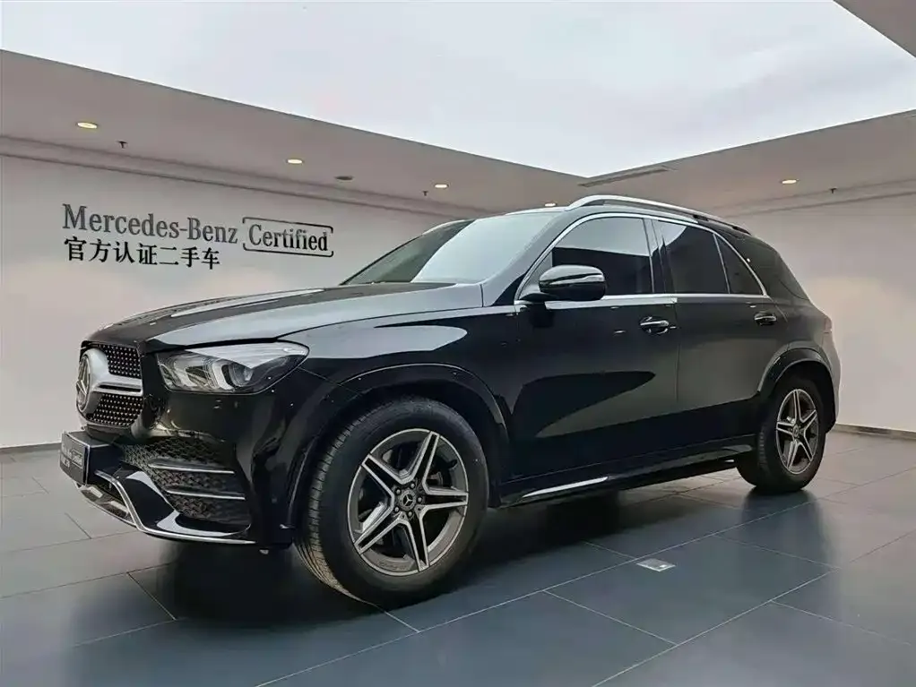 Mercedes-Benz GLE — фото 1