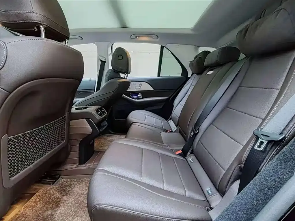 Mercedes-Benz GLE — фото 10