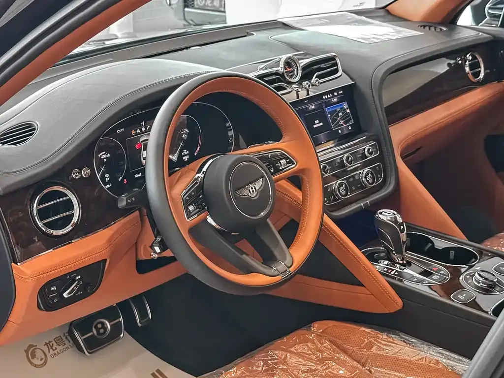 Bentley Bentayga — фото 4