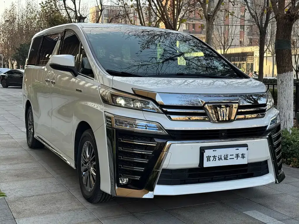 Toyota Vellfire — фото 7