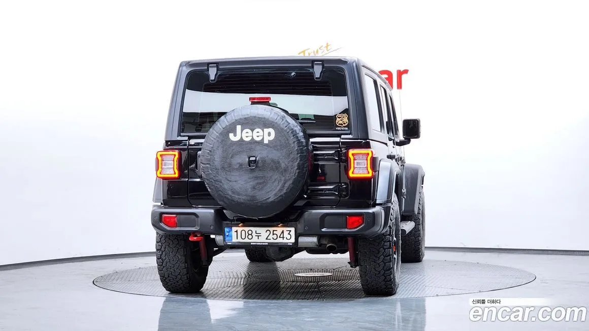 Jeep Wrangler — фото 2