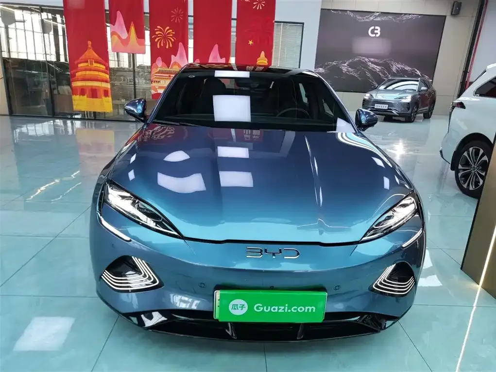 BYD Seal — фото 7