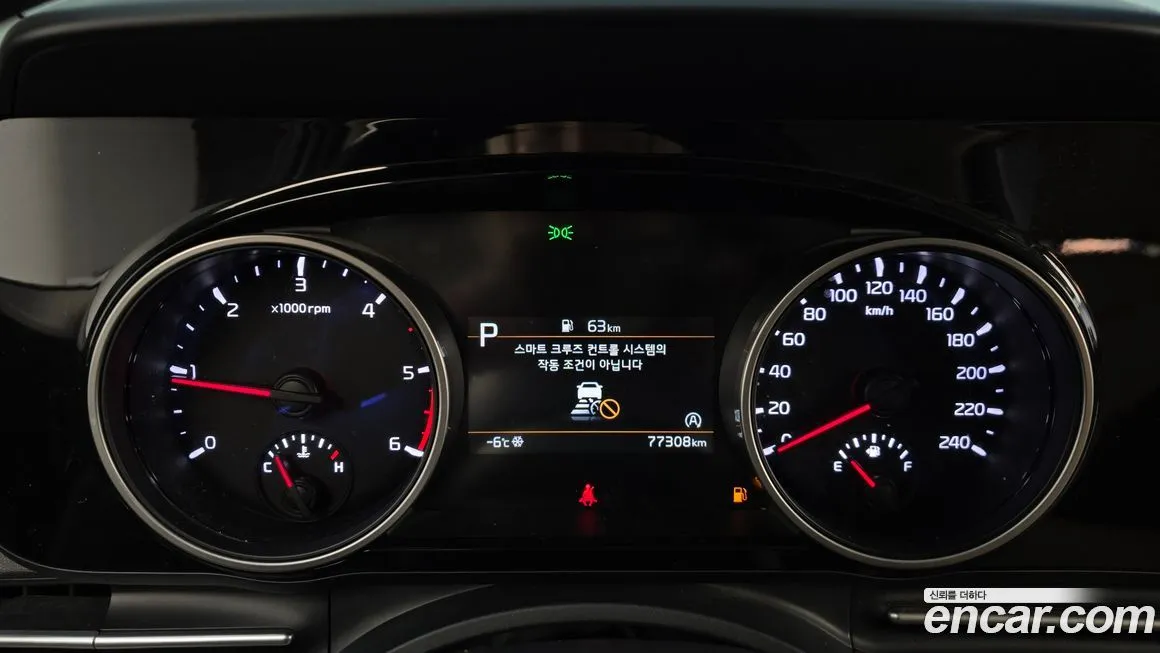 Kia Carnival — фото 10