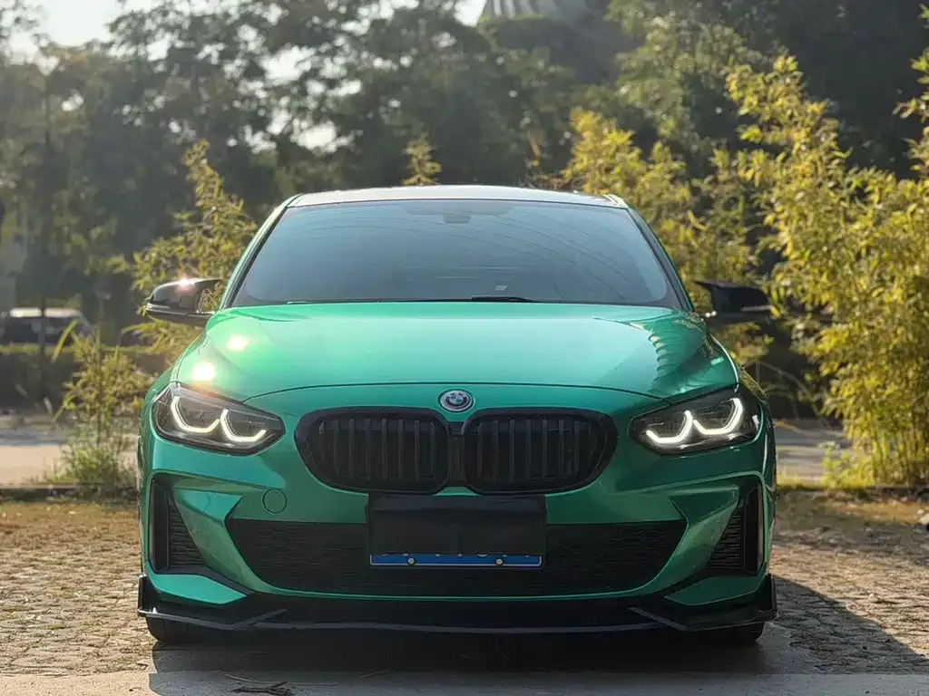 BMW 1 Series — фото 1