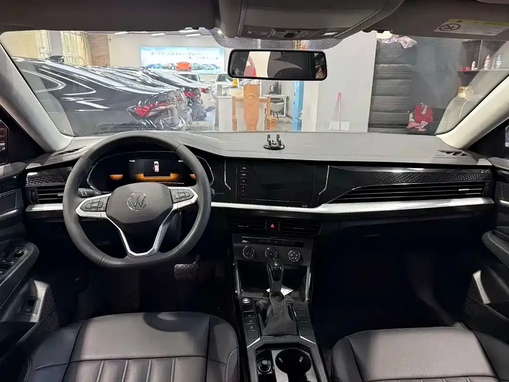 Volkswagen Passat — фото 6